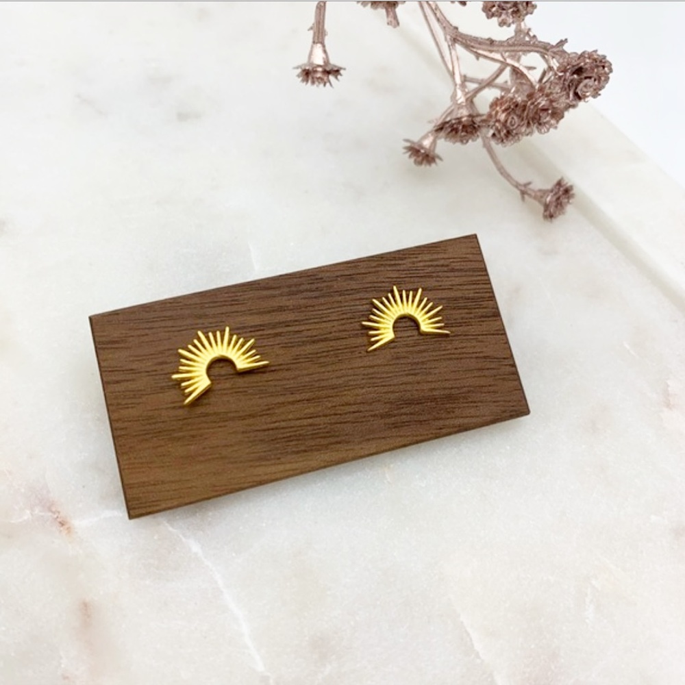 Sunrise Sun Rays Stud Earrings Gold